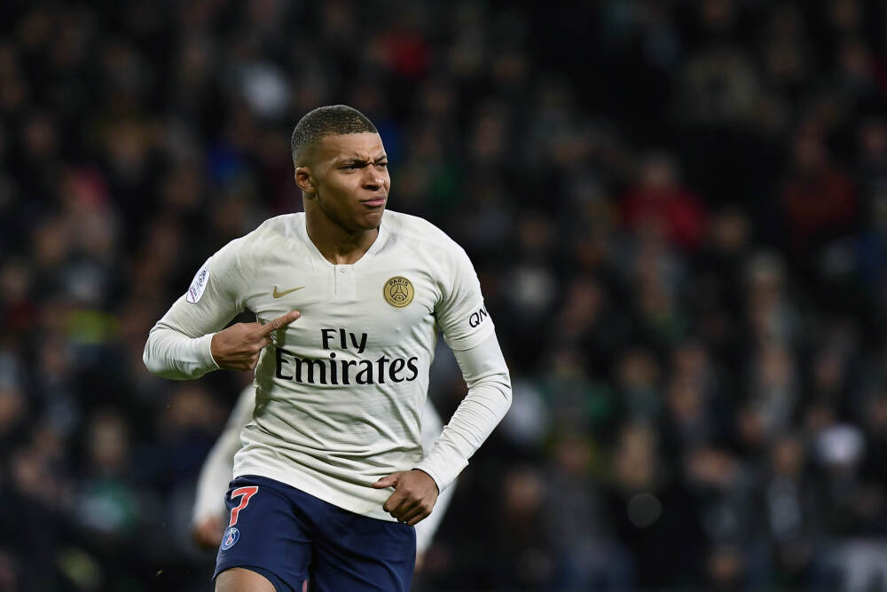 向伊朗周边派出重兵，美国何时会对伊朗动手？